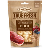 Carnilove Dog Snack True Fresh RAW Freeze-Dried Duck & Red Fruits 40g